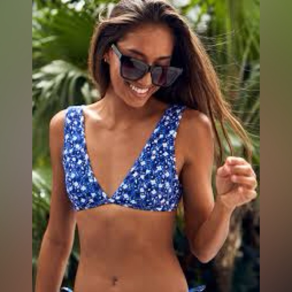 MUST GO‼️ EUC Aerie Blue Floral Plunge Bikini Top & Bottom, Size Small